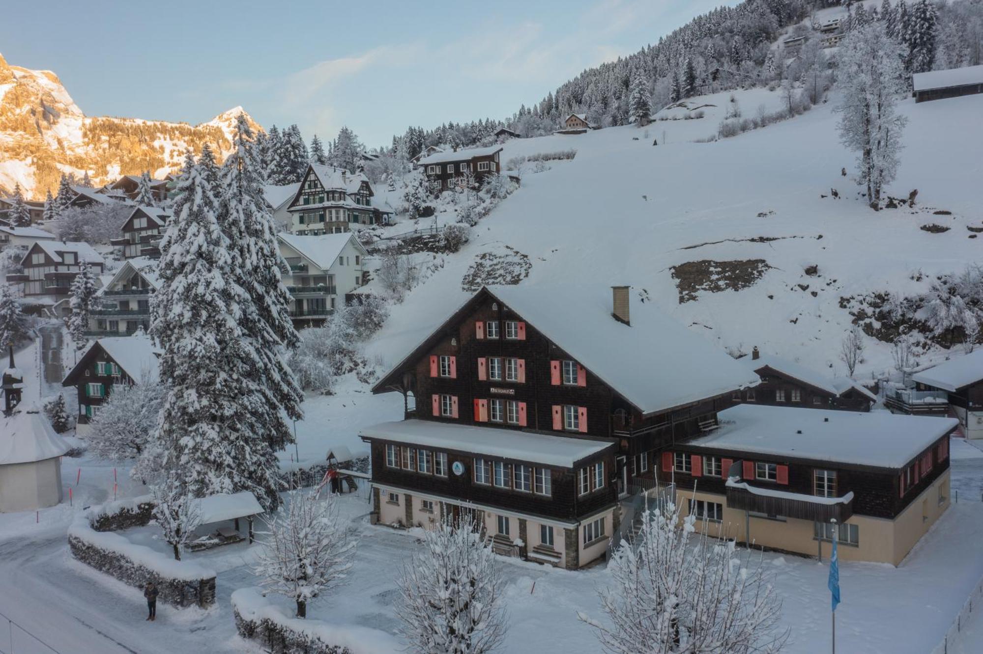 Engelberg Youth Hostel Exterior foto